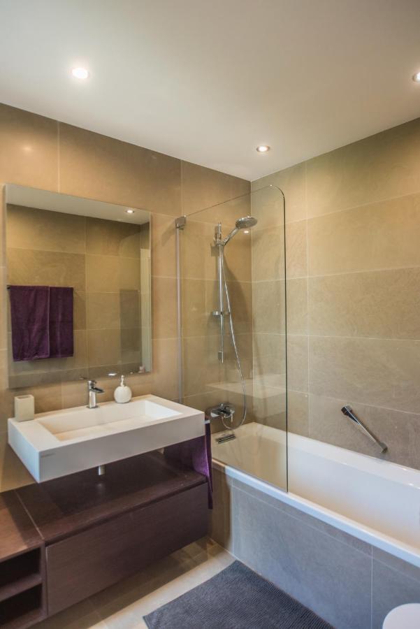 Villa Mediterránea: Spacious Luxury with Sea Views Atamaria Exterior photo